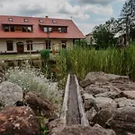 Pensjonat U Skutilu 3*